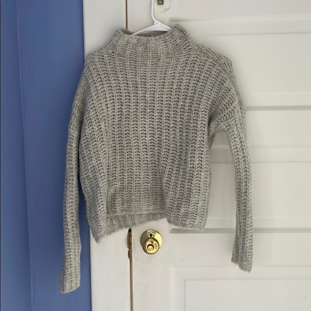 Aerie sweater